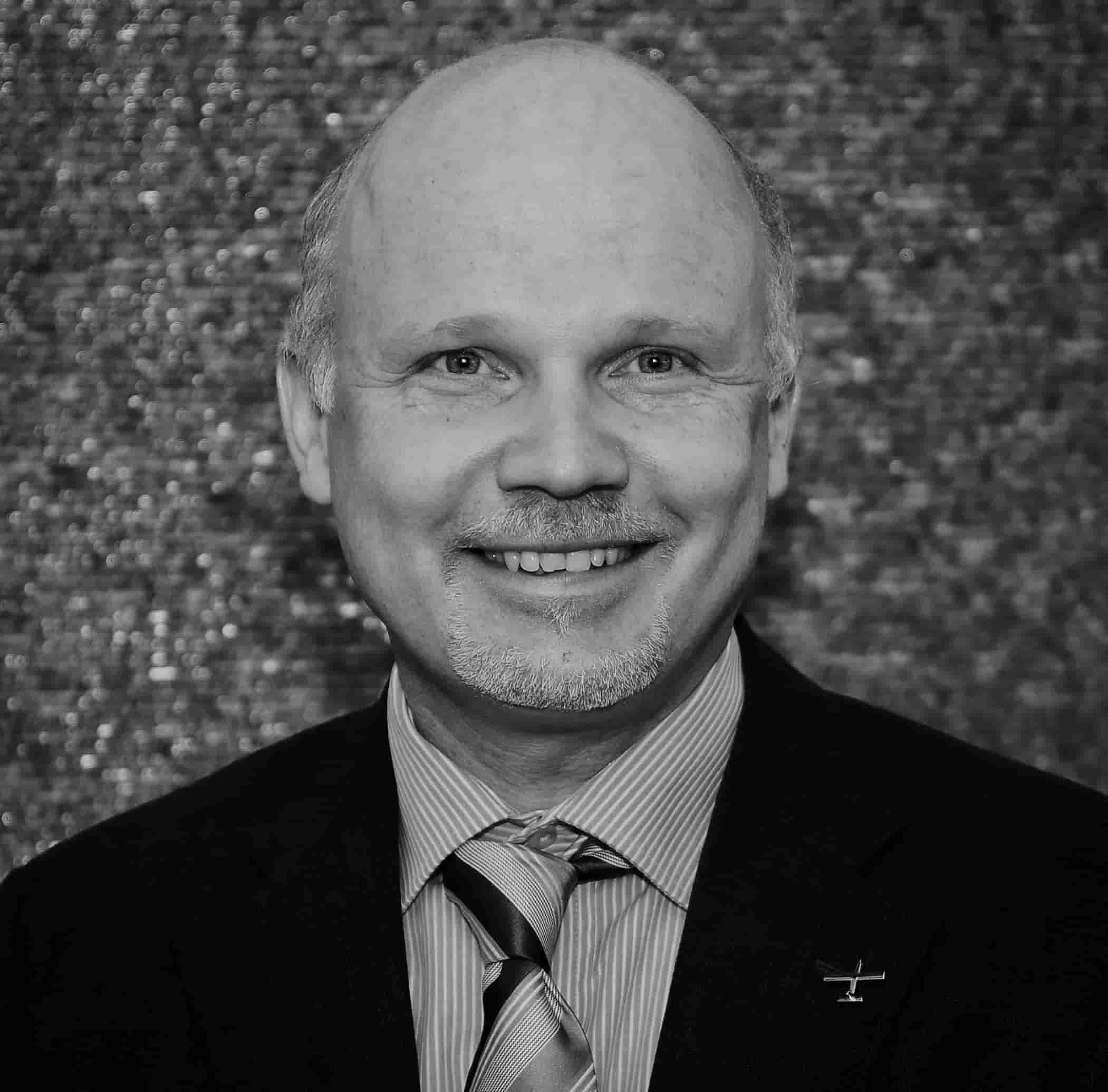 Cornel Rub, Consultant